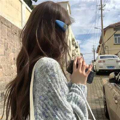 黑珍珠艾曼妞